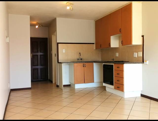 0.5 BEDROOM APARTMENT RENTED IN SAGEWOOD